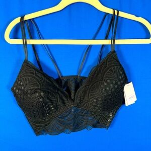 2 Women’s Lace Bralette Size L Black and Cream 1-NWT